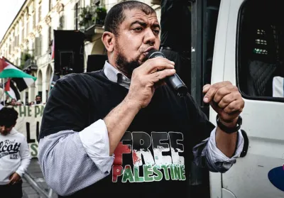 Imam Shahin libero dopo la decisione dei giudici: scontro totale tra governo e magistratura, lunedì l’udienza al Tar