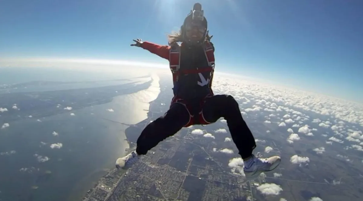 Paracadutisti morti a Fano, si indaga per omicidio colposo: in un video le immagini dell’incidente