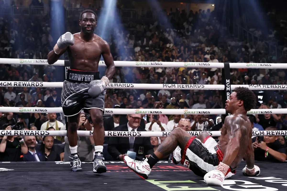 Chi è Terence Crawford, il campione di boxe che ha annunciato il ritiro