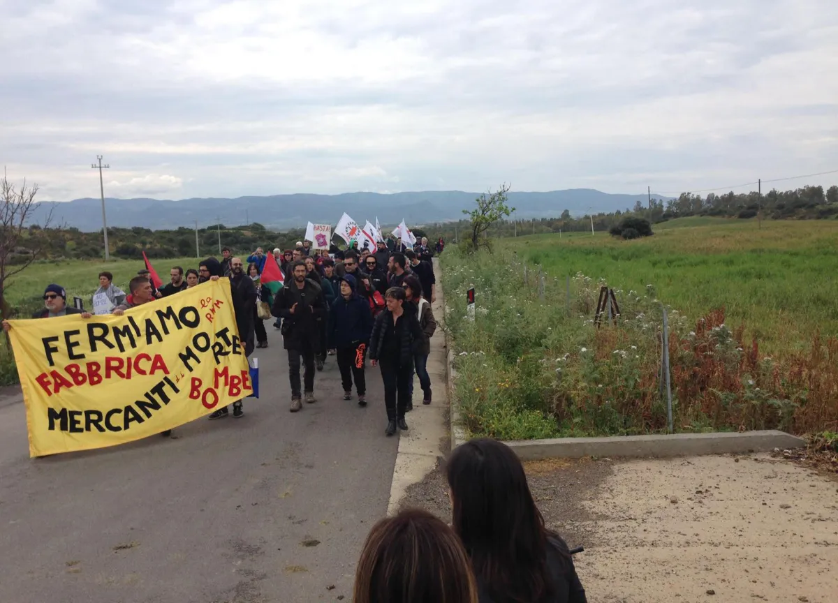 Rwm, la fabbrica di armi divide il campo largo: in Sardegna Avs sfida Todde
