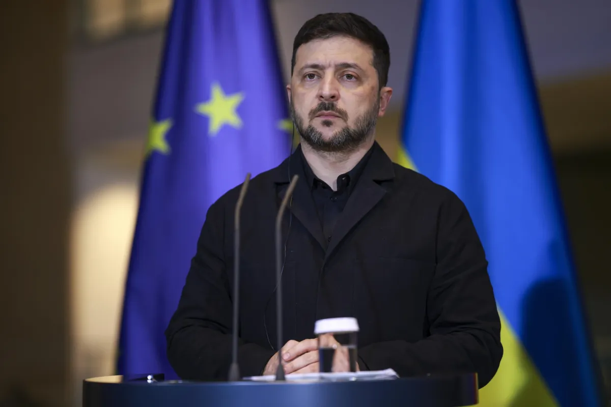 Consiglio UE, Zelensky avverte: "Mosca prepara a un altro anno di guerra". I leader europei al bivio su prestito di riparazione