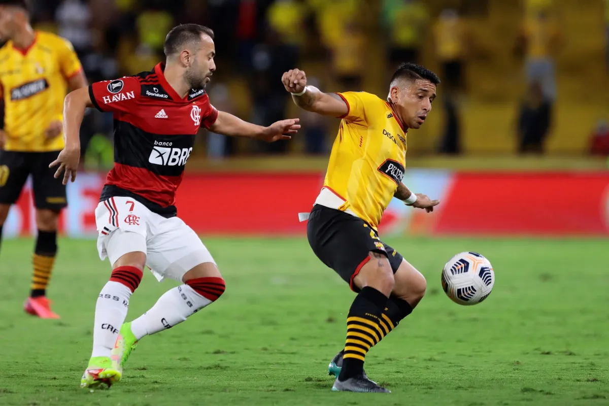 Chi era e come è morto Mario Pineida? Biografia e vita privata del giocatore 