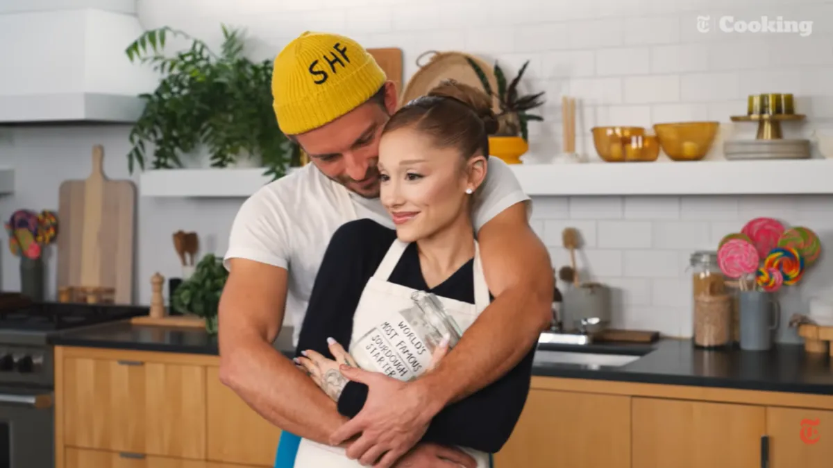 Ariana Grande e Jonathan Bailey di nuovo insieme: tutto su "Sunday in the Park With George"