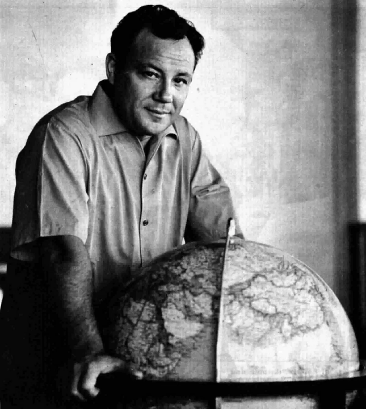 Un francobollo per Claudio Villa, il Reuccio della canzone italiana