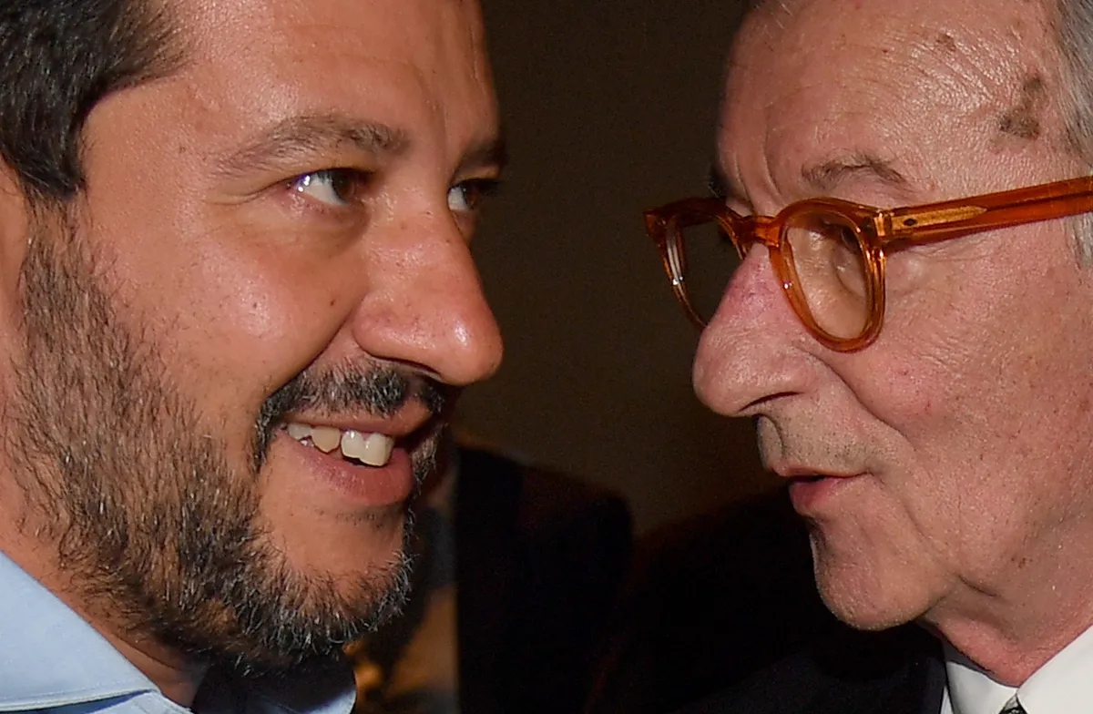 Vittorio Feltri esulta per Salvini: "Difendere i confini non è reato" (ma vale anche per l'Ucraina?)