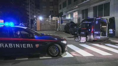 Prato, 24enne drogata con una minestra e violentata: fermato il datore di lavoro