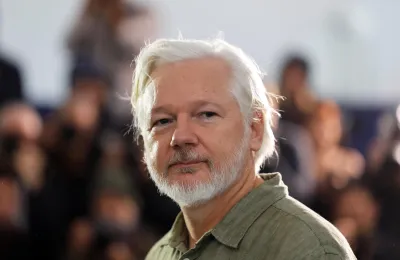 Perché Julian Assange ha denunciato la Fondazione Nobel: al centro della controversia Maria Corina Machado