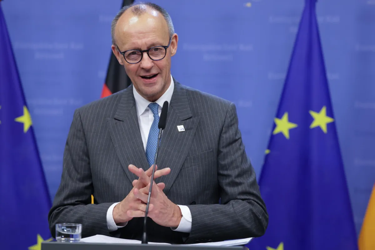 UE, il cancelliere tedesco Merz in prima linea: bufera per sconfitta sui beni congelati russi