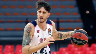 Achille Polonara: dove vive oggi e quanto guadagna il cestista?