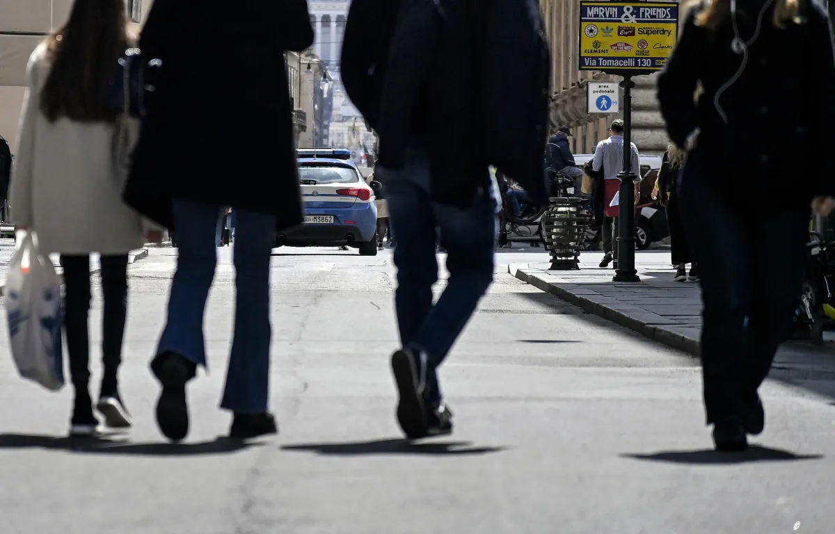 Rapporto "Italiani e lo Stato": quanti vorrebbero un ritorno del fascismo?