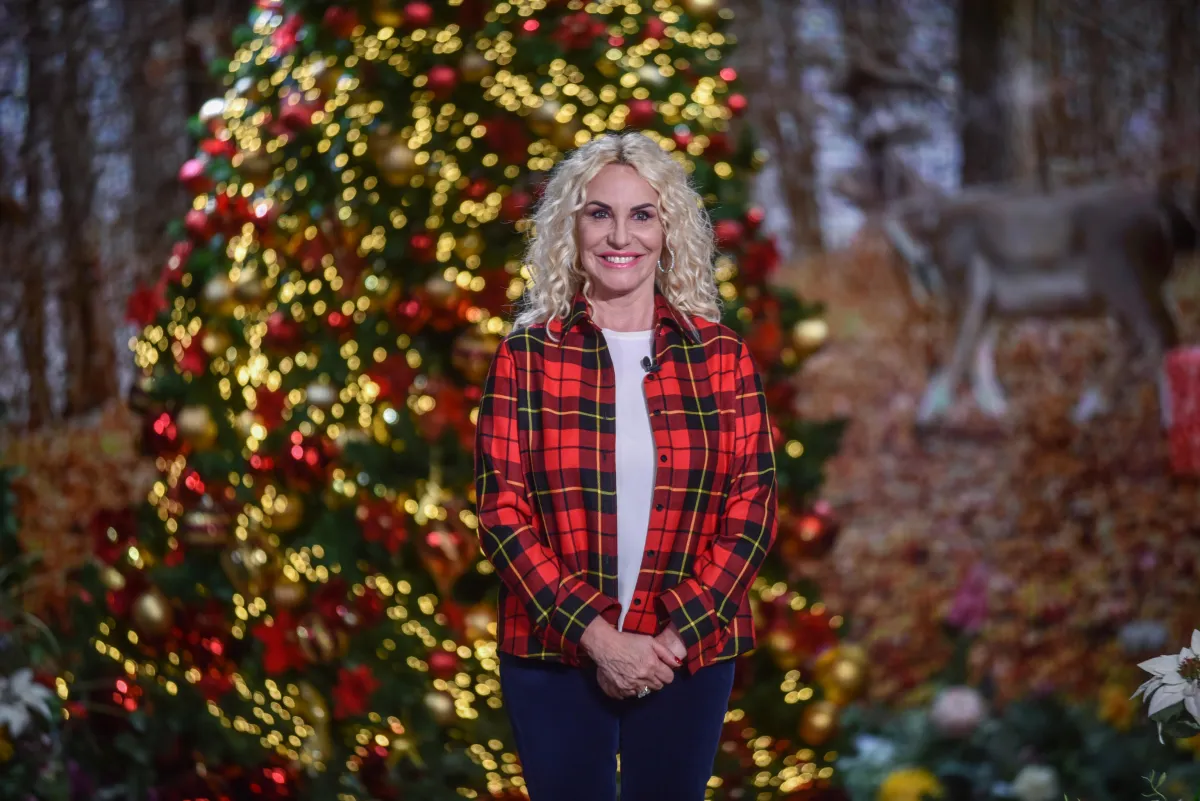 Cena di Natale 2025 con Antonella Clerici è in diretta o registrato?