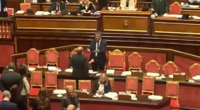 Manovra, la resa dei conti nella Lega: Giorgetti lascia l’Aula dopo una discussione con Romeo 