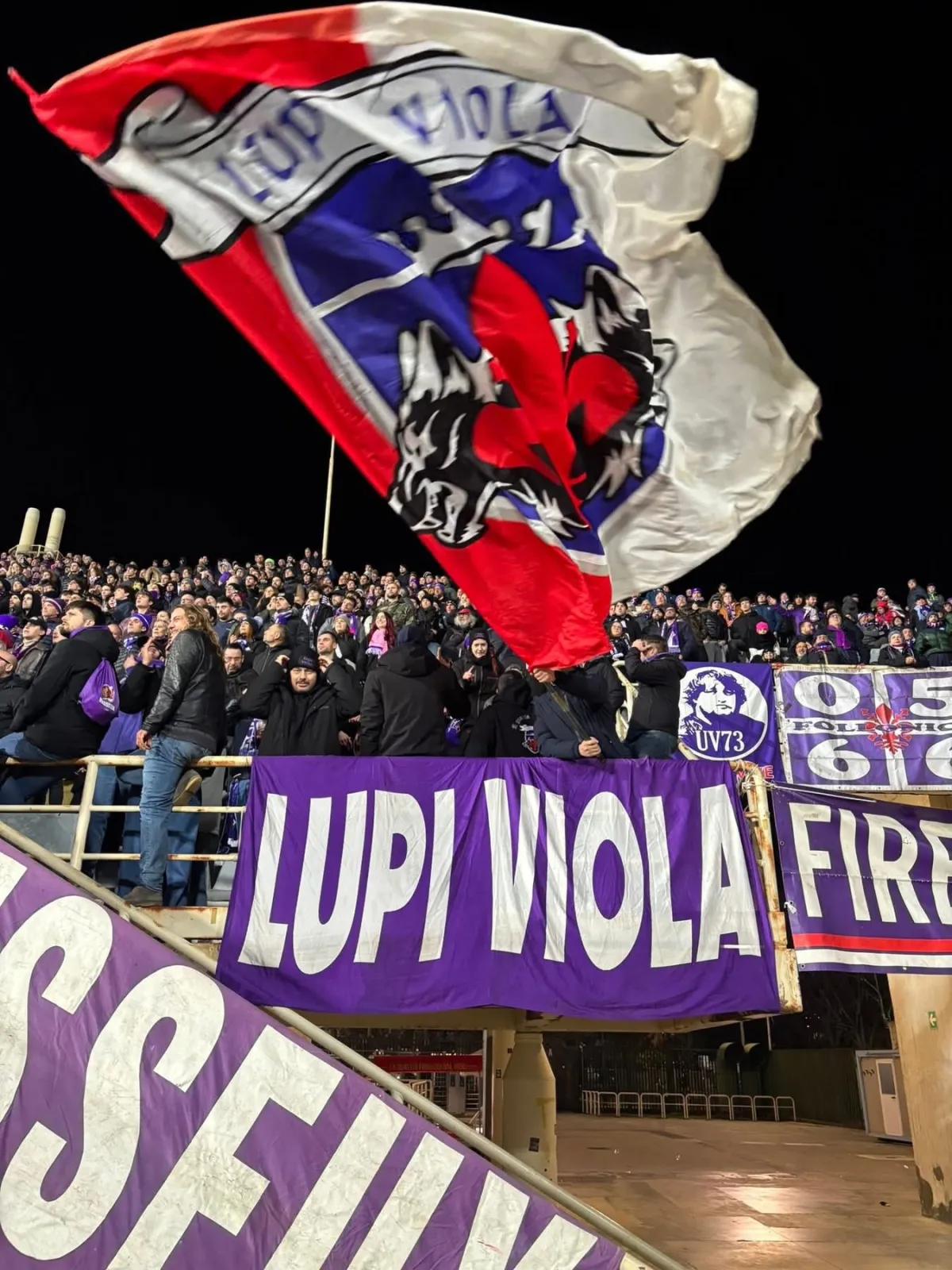 La dura vita del giovanissimo tifoso della Fiorentina