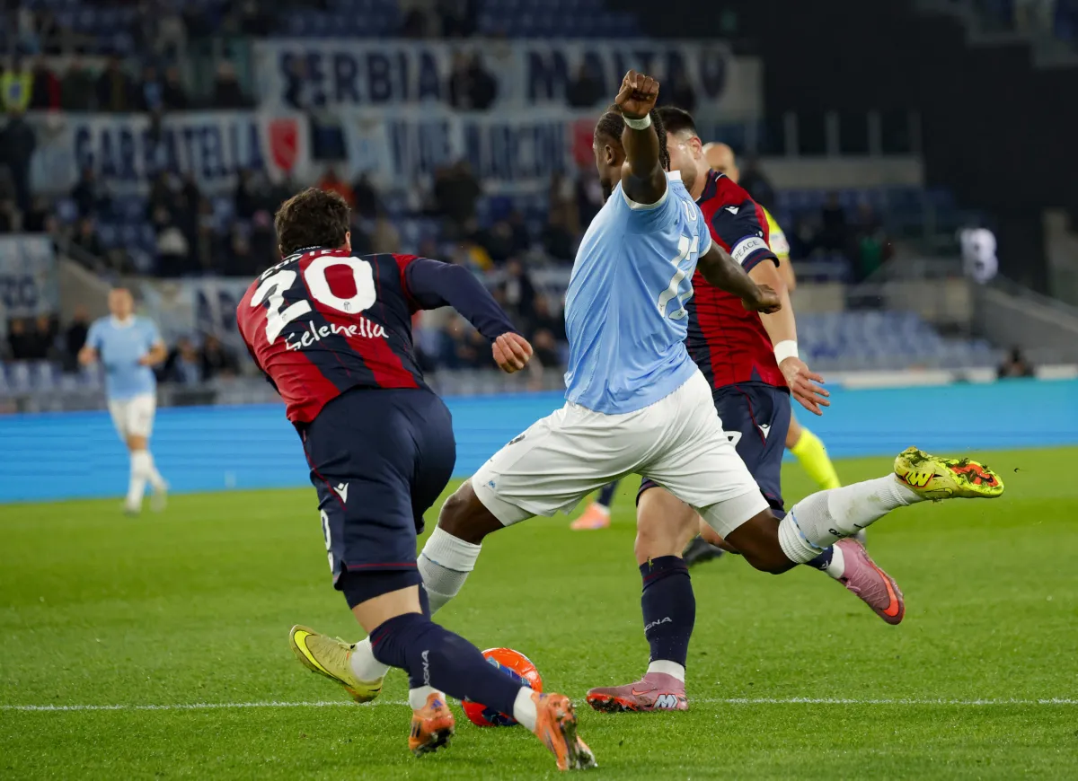 Chi al posto di Nuno Tavares in partenza dalla Lazio?