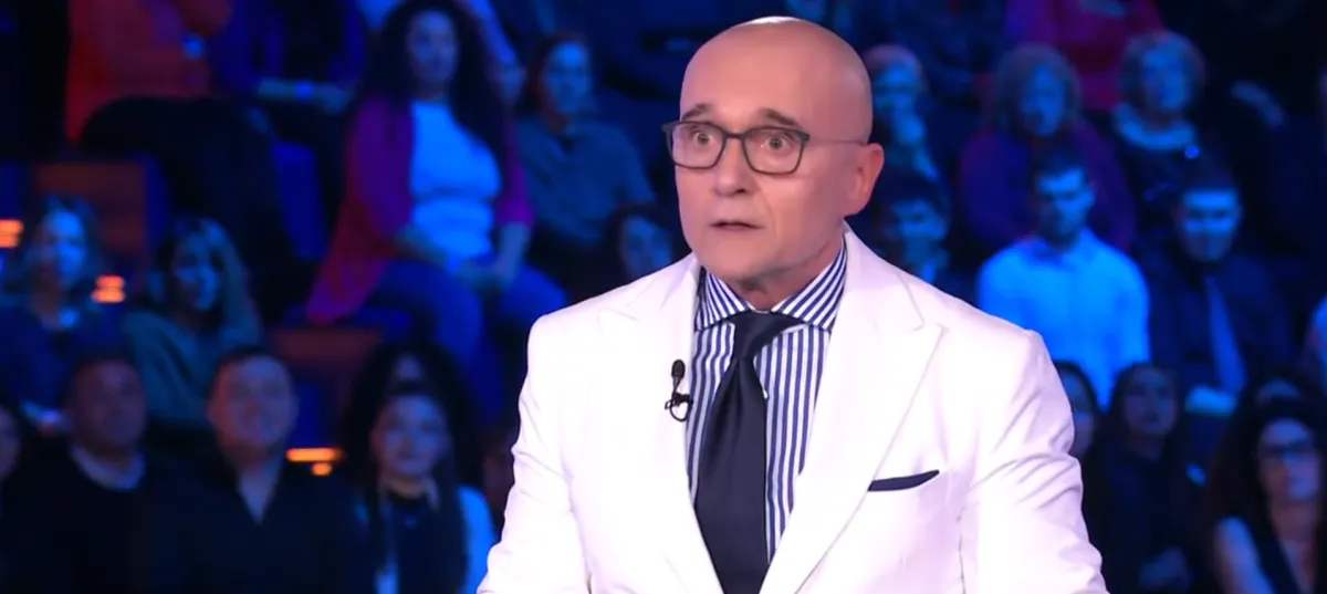 Alfonso Signorini disattiva i social: l'account Instagram sparito dopo le accuse di Corona