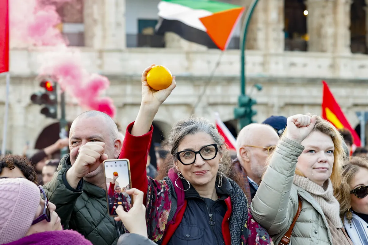 Caso Hannoun, scendono in campo le big dell'estrema sinistra Ilaria Salis e Francesca Albanese