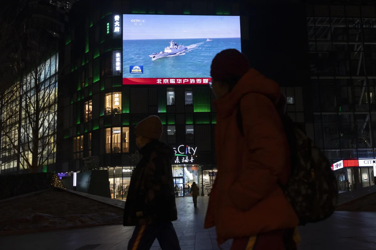 La Cina avvia esercitazioni a fuoco vivo intorno a Taiwan: la reazione di Taipei