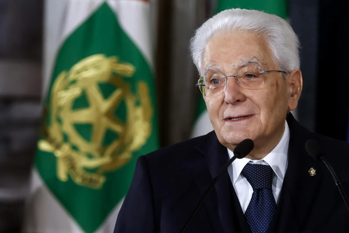 Mattarella, discorso di fine anno: i silenzi strategici del presidente. Anticipazioni