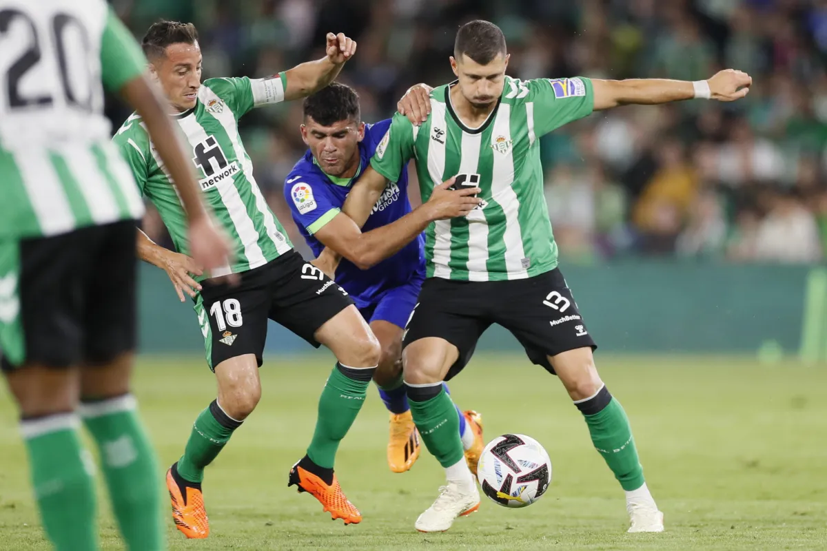 Chi è Guido Rodríguez, il giocatore attenzionato dalla Juventus per gennaio?