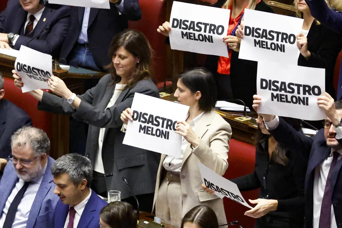 Per Mario Sechi il 2025 è stato l'anno delle previsioni sbagliate delle "sinistre intelligenti"