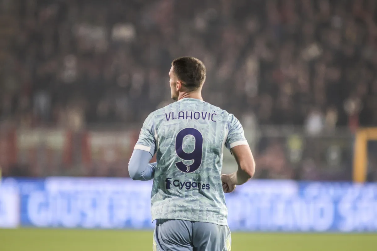 Quando rientra Vlahovic? Gli ultimi aggiornamenti sullo stop del serbo