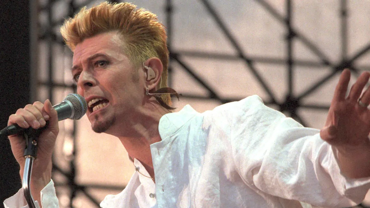 Perché David Bowie veniva chiamato il Duca Bianco? Tutti gli alter ego dell’artista