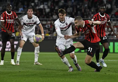 Infortunio Pavlovic con la Fiorentina: quando torna il centrale di Allegri?