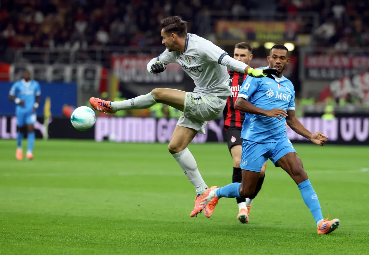 Nuovo infortunio per Meret: quando torna il portiere del Napoli?