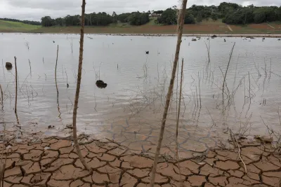 Clima, l'1% più ricco ha già esaurito la propria quota delle emissioni previste per il 2026: il grido di Oxfam contro le disuguaglianze