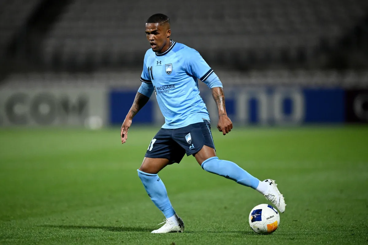 Douglas Costa in Serie D con il Chievo: perché poi volerà all’Al Ittifaq