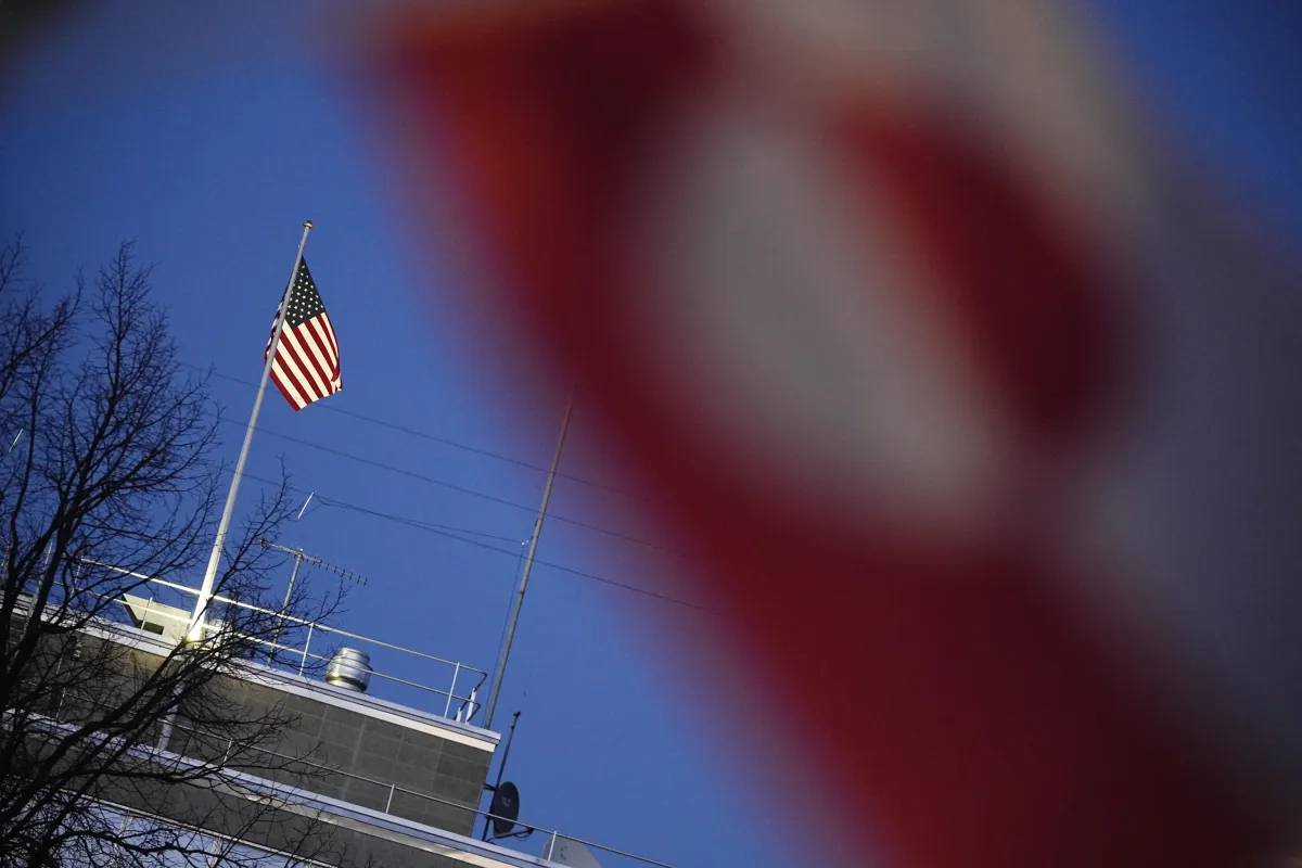 Groenlandia, fallisce il dialogo con gli Usa: arrivano truppe europee sull'isola