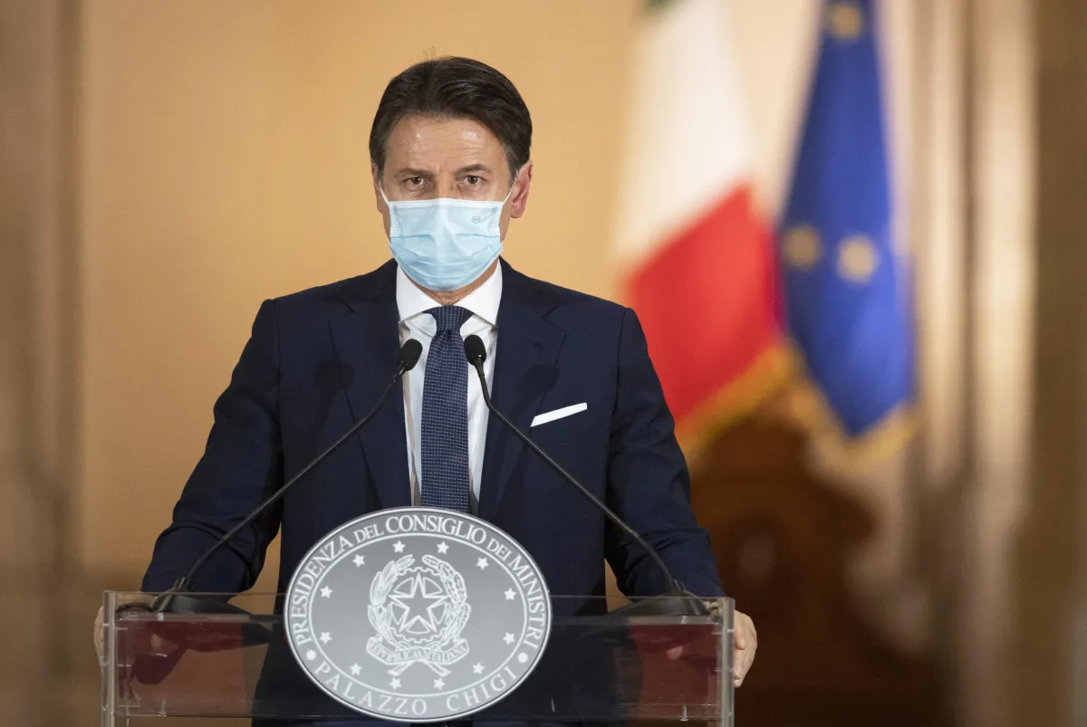 Covid, Conte rompe il silenzio: “Non mi pento delle decisioni. Vaccini? Quando c'ero io l'obbligo non c'era"