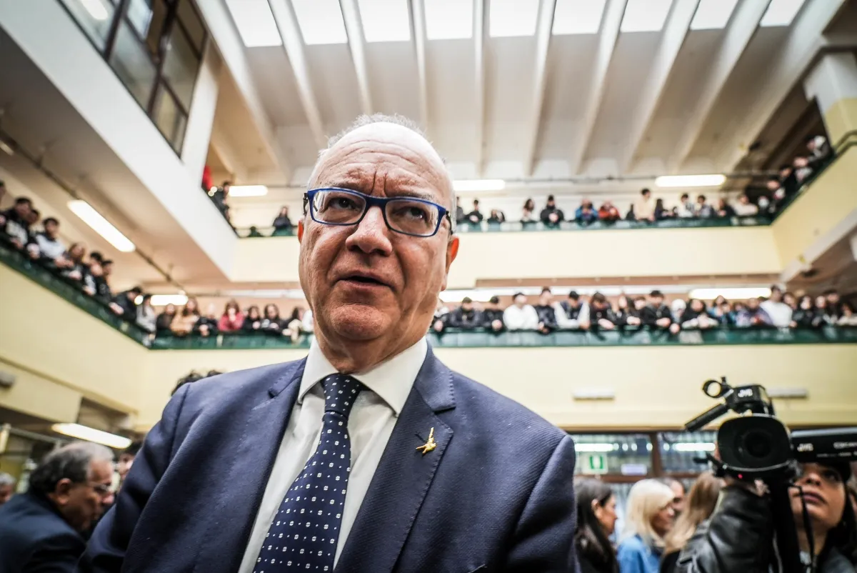 ll ministero dell’Istruzione sta schedando gli studenti palestinesi? La risposta di Valditara