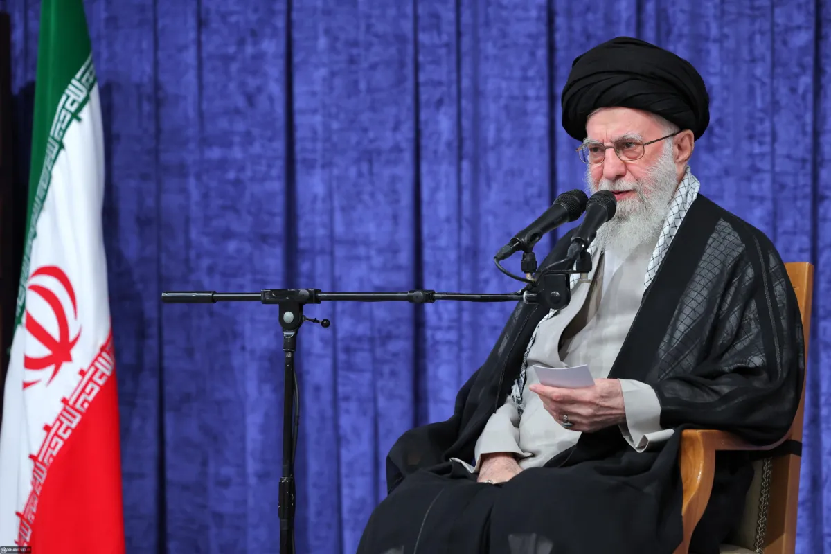 Proteste in Iran, Ali Khamenei attacca Trump e definisce il presidente degli Stati Uniti "un criminale"