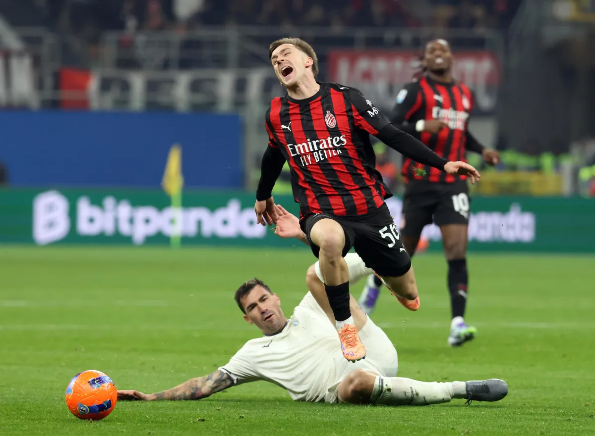 Saelemaekers ko col Lecce! Problema muscolare: quando torna il belga e quante partite salta?