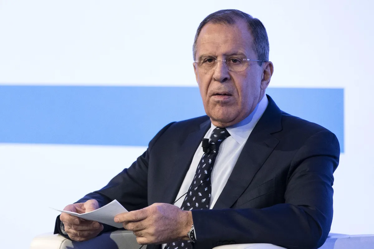 Lavrov sulla Groenlandia: Mosca osserva le tensioni tra USA e Europa