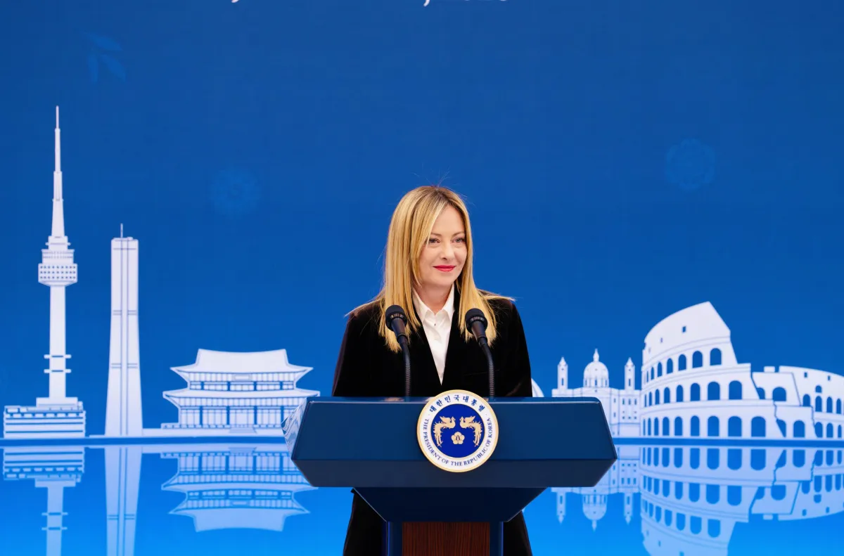 Mario Sechi: "Solo grazie a Giorgia Meloni siamo ancora nell'Occidente"