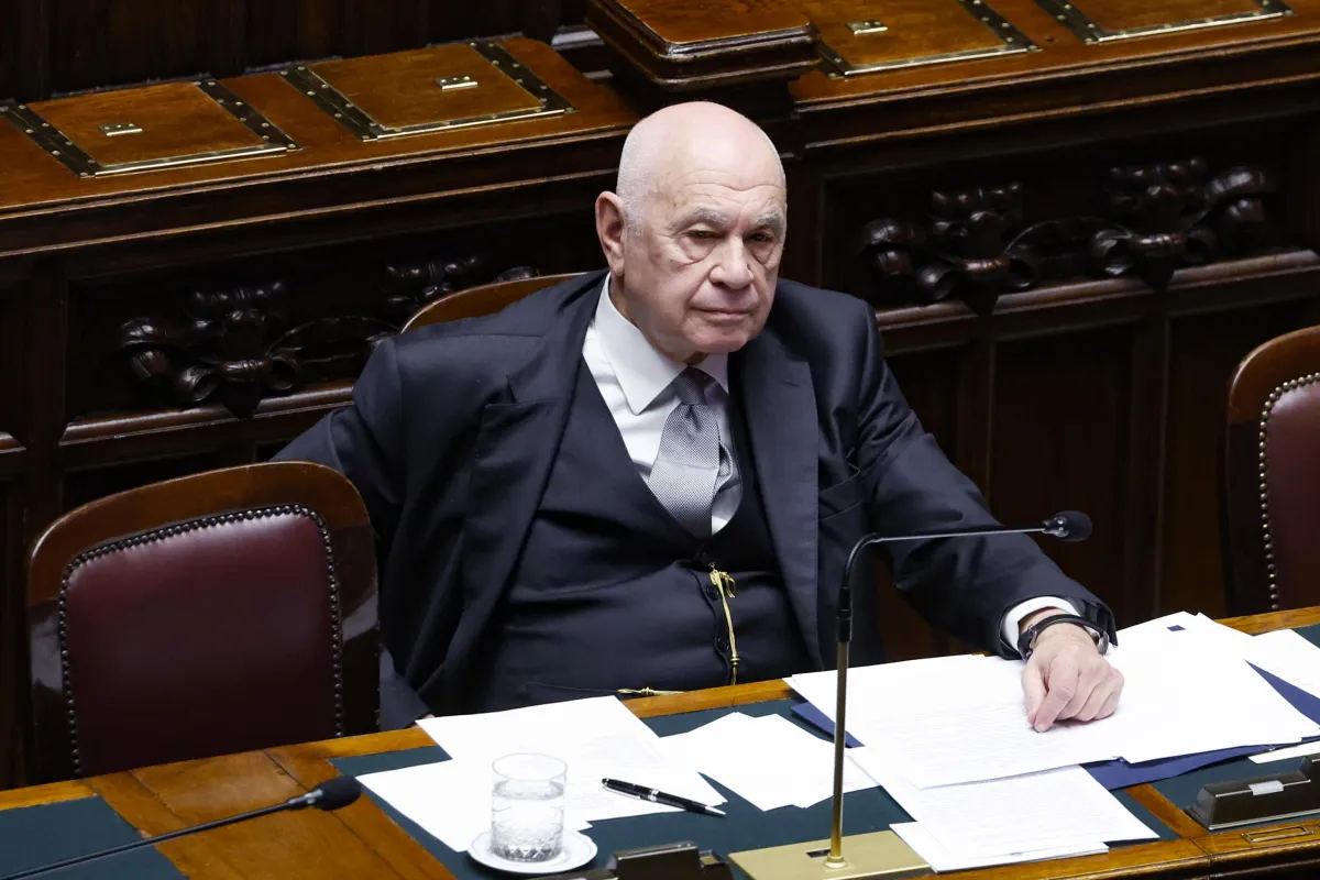 Bagarre alla Camera sul Referendum, Nordio fa esplodere l’opposizione: "Petulante litania"