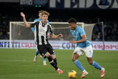 David Neres si opera? Quando torna l'esterno del Napoli dall'infortunio