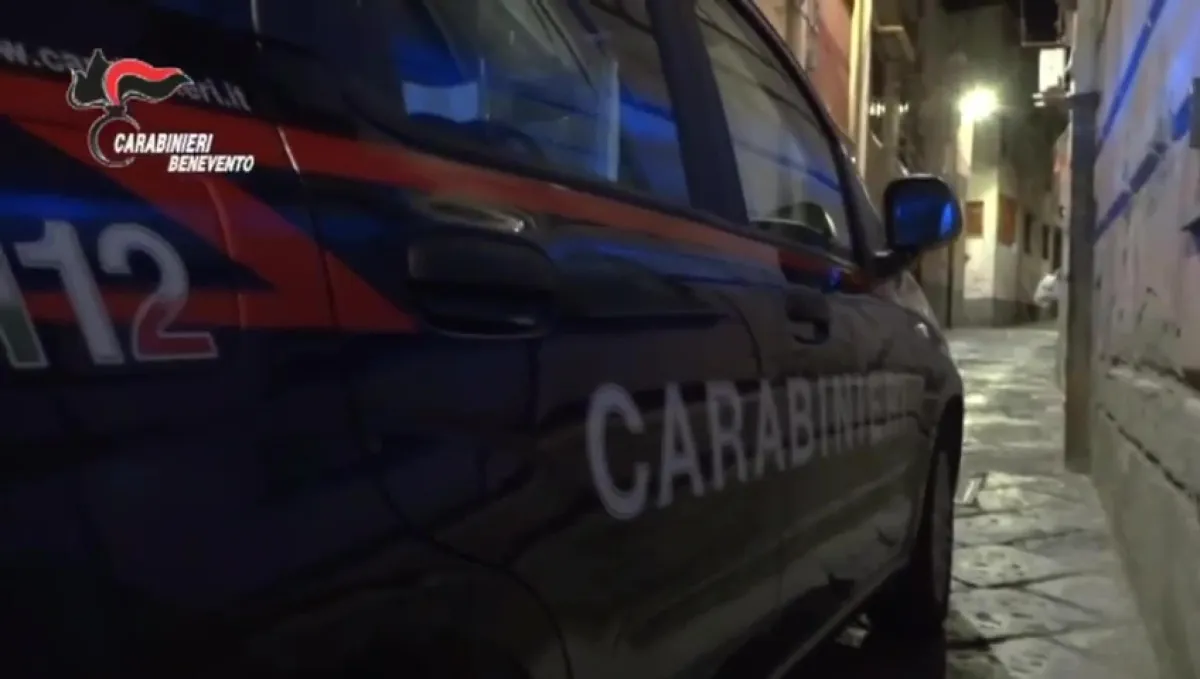 Dramma a Benevento, 68enne aggredito con calci e pugni, è grave: arrestato 37enne