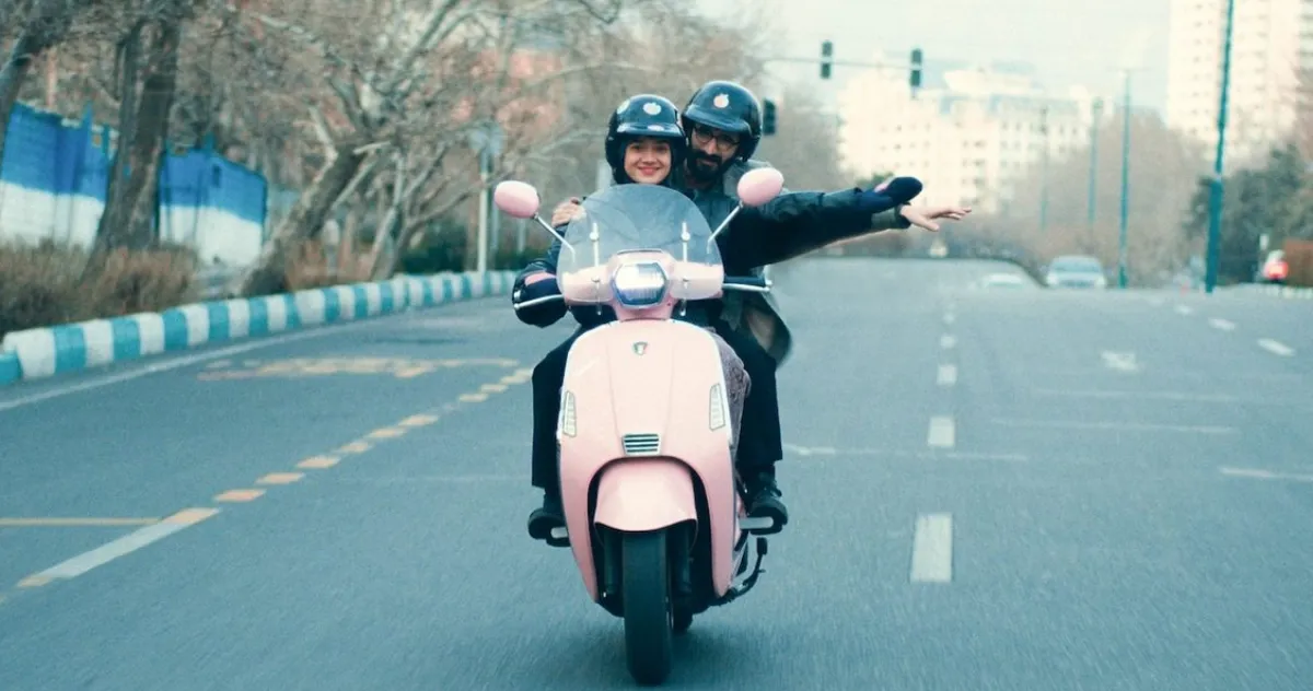 "Divine Comedy": la commedia satirica di Ali Asgari