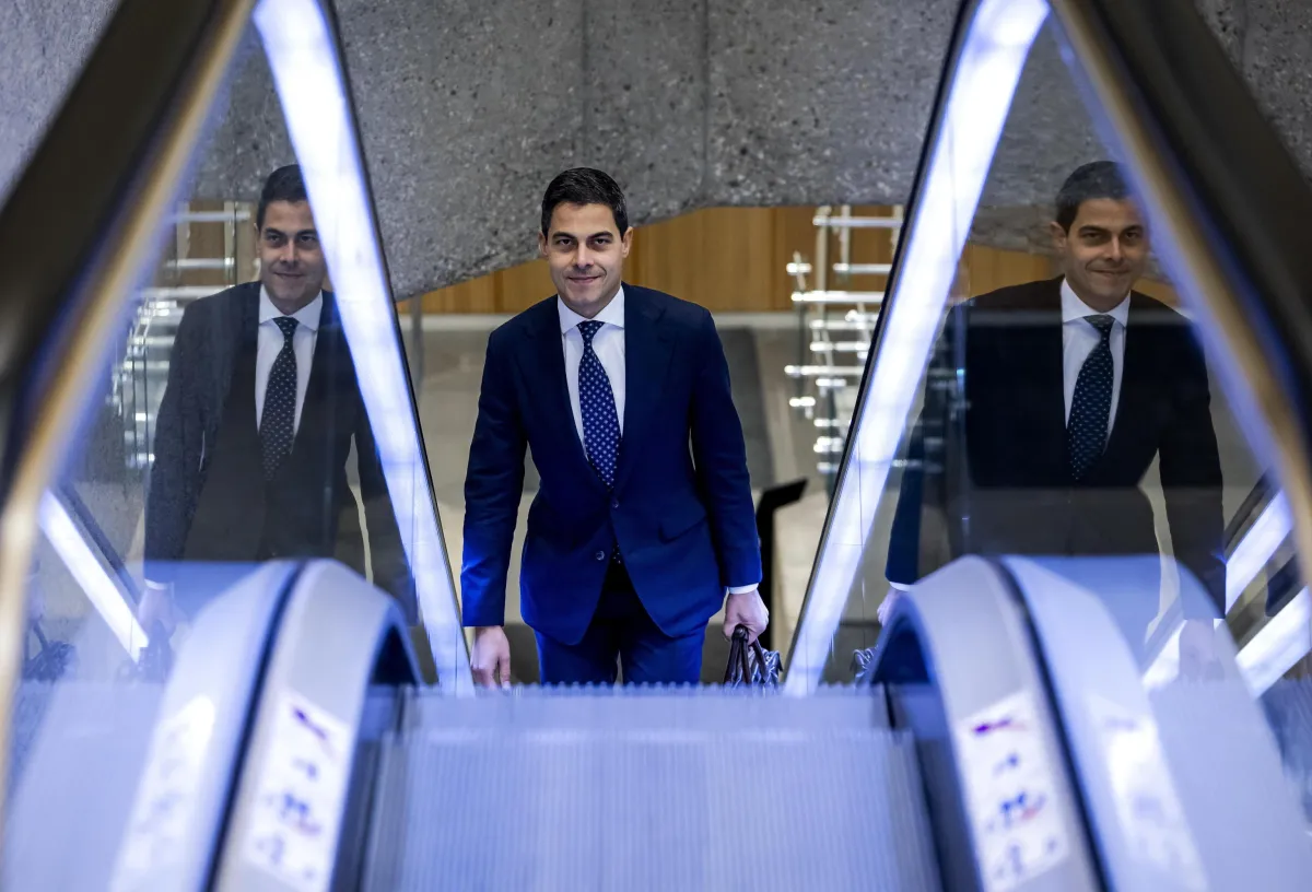 Paesi Bassi, tre partiti uniscono le forze per un governo di minoranza guidato da Rob Jetten