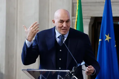 Venti di Terza guerra mondiale? Crosetto svela il piano per l’esercito e la nuova “Forza cyber”