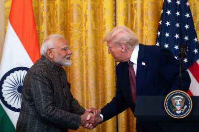 USA-India: Trump annuncia il taglio dei dazi dopo lo stop agli acquisti di petrolio russo da parte di Nuova Delhi