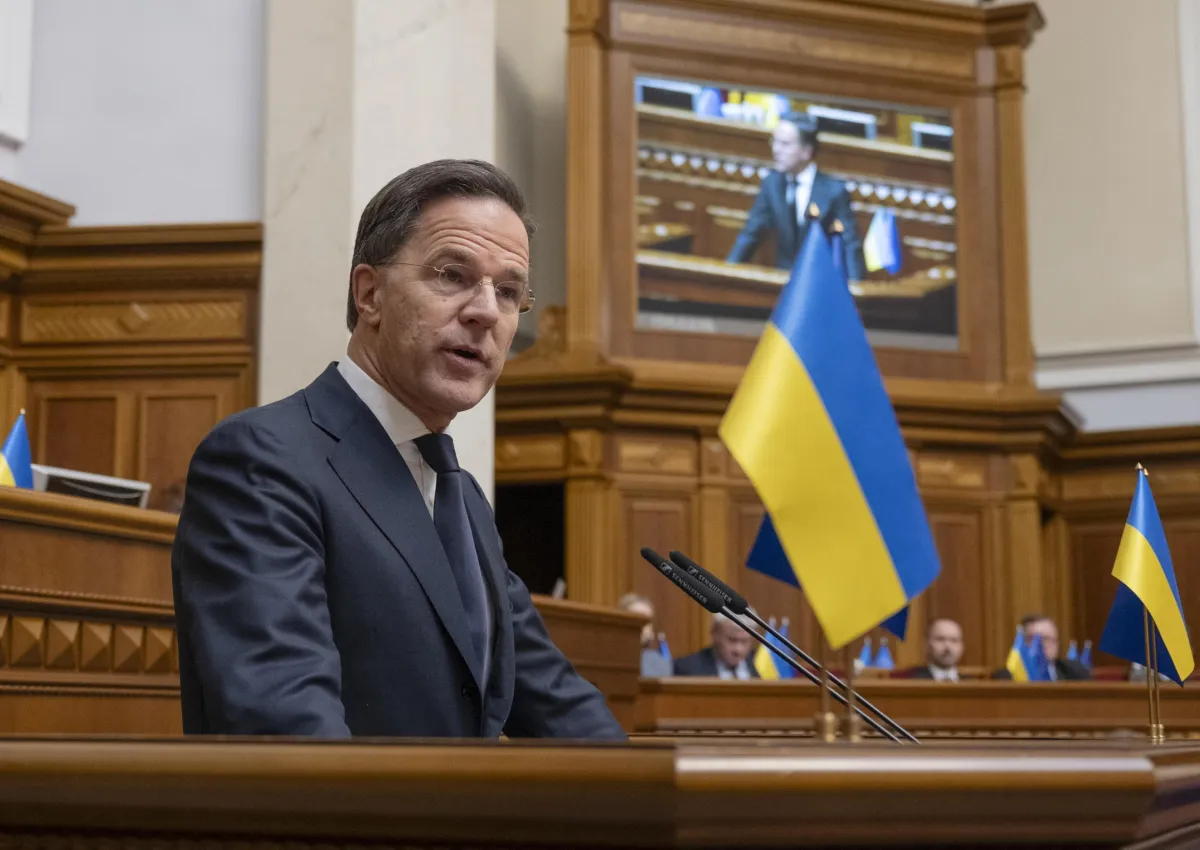 Il capo della NATO a Kiev, Rutte: “Per garantire un accordo tra Russia e Ucraina occorreranno scelte difficili”