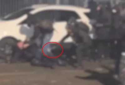 I picchiatori del poliziotto a Torino erano fascisti o comunisti? La risposta di Vittorio Feltri