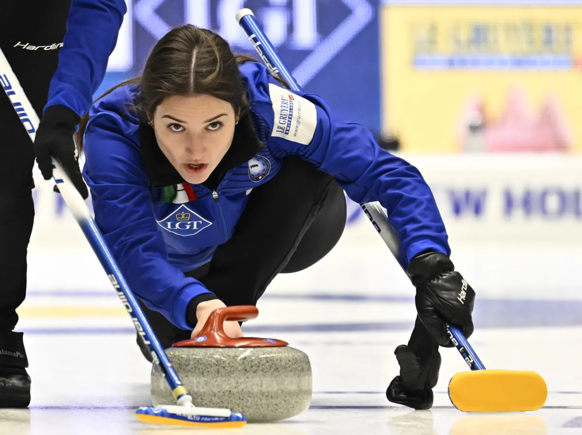 Stefania Costantini: chi è la campionessa italiana del curling protagonista alle Olimpiadi di Milano-Cortina