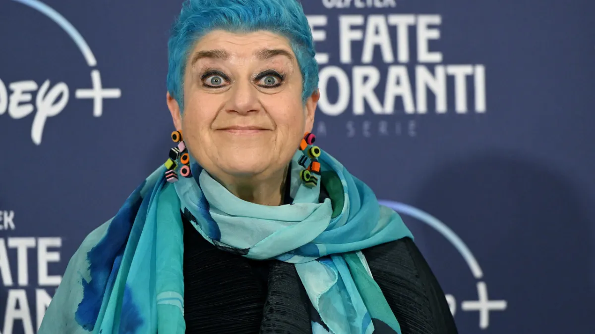 Chi è Serra Yilmaz: vita privata e origini dell’attrice e regista