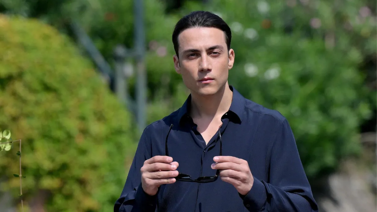 Matteo Paolillo, origini e fidanzata: chi è l’ex star di “Mare Fuori”