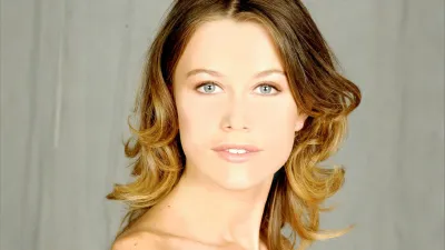 Giorgia Wurth è rifatta? Tra bellezza naturale e critica